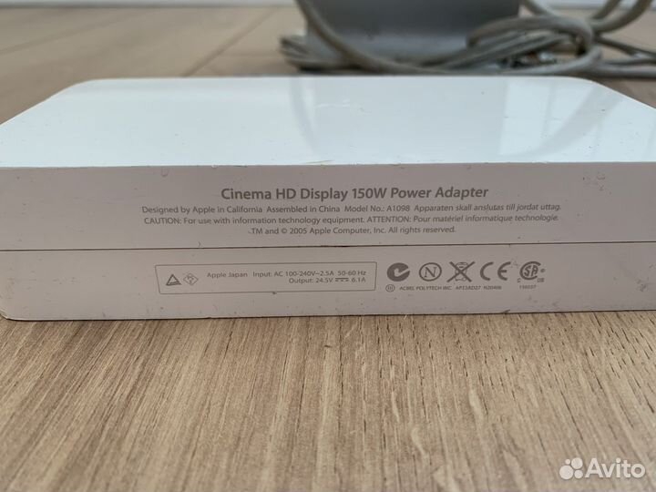 Монитор Apple Cinema HD