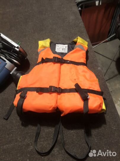 Спасательный жилет для детей