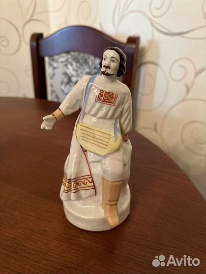 Статуэтка Садко