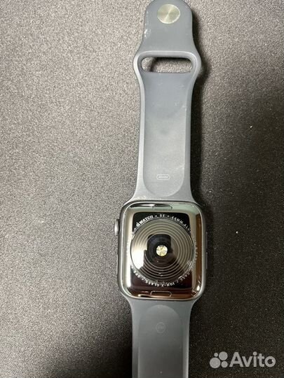 Часы Apple Watch se 44 mm 2020