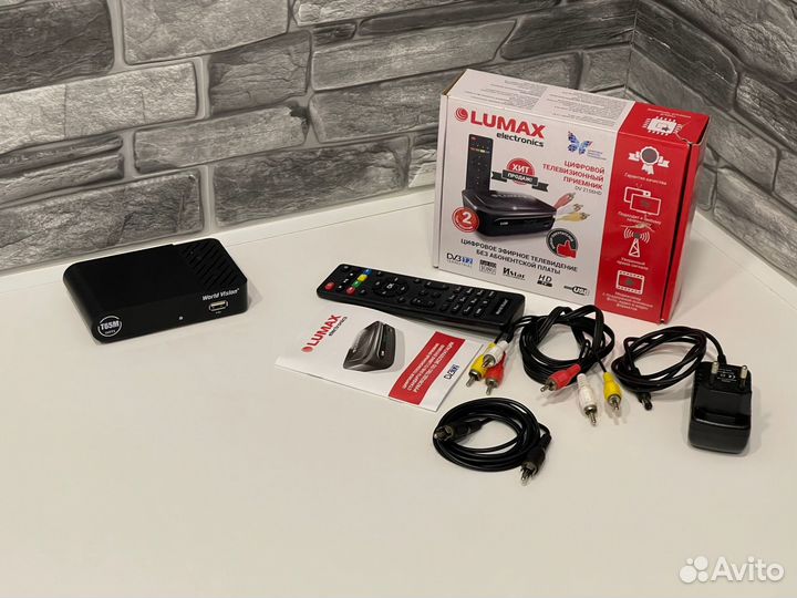 Тв-приставка Lumax DV2106HD