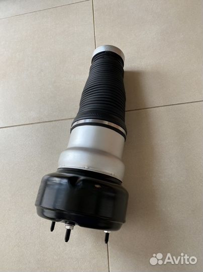 Пневмобаллон передний Mercedes S-класс W221