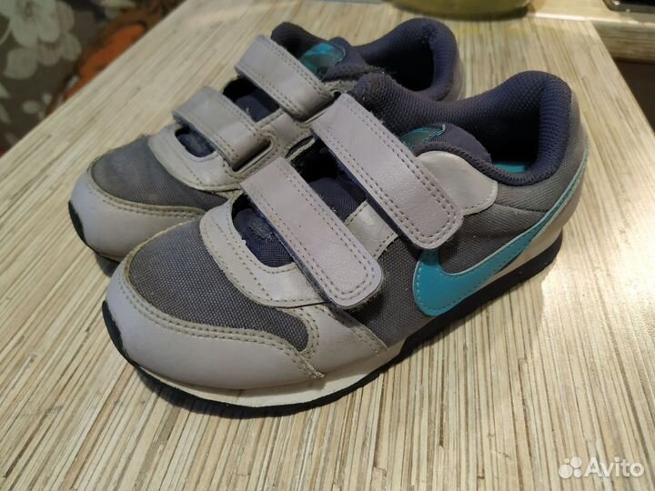 Кроссовки nike 30