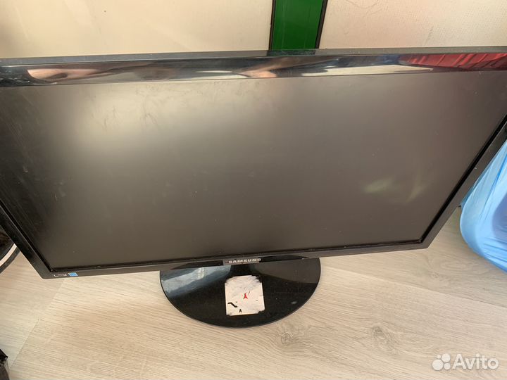 Монитор samsung