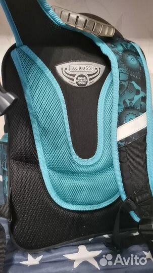 Школьный рюкзак