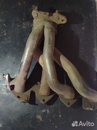 Продается Выпускной коллектор volkswagen polo 1,4