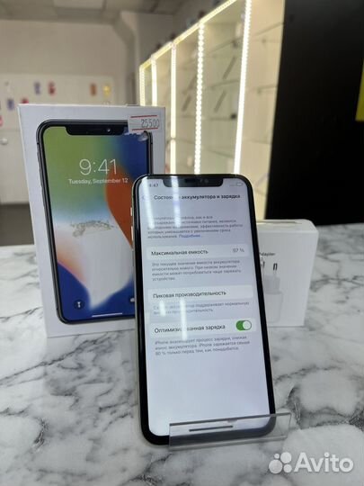 iPhone X, 64 ГБ