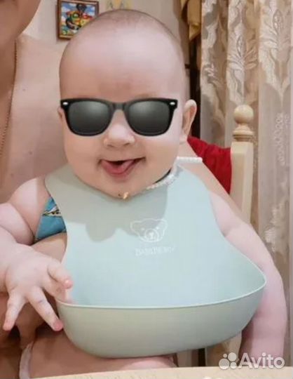 Слюнявчик BabyBjorn Нагрудник с карманом