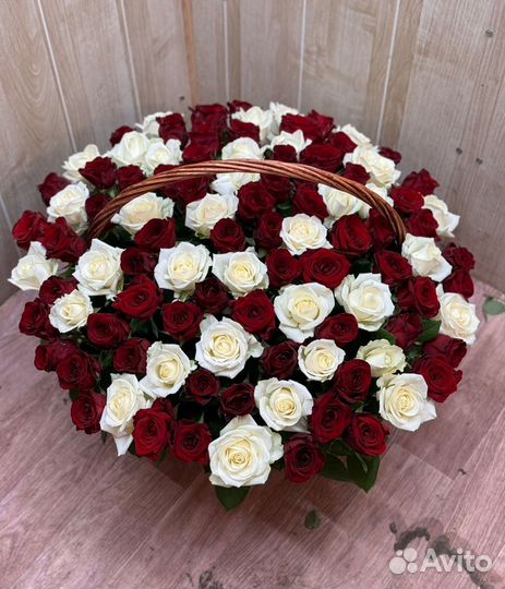 Корзина с Розами 201 Роза в корзине