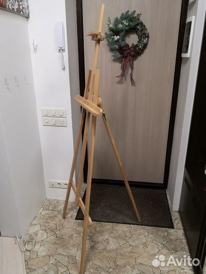 Мольберт художественный