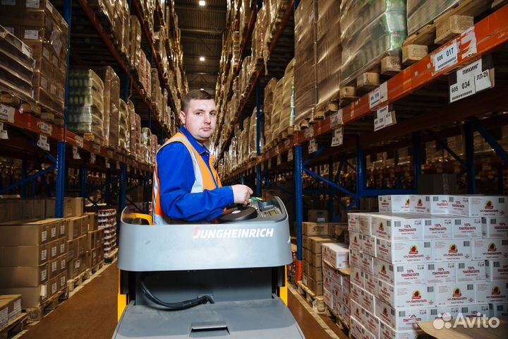 Сотрудник склада