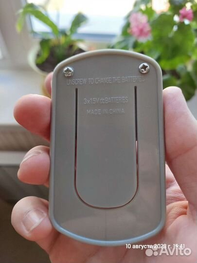 Светодиодная подсветка для книги или сумки