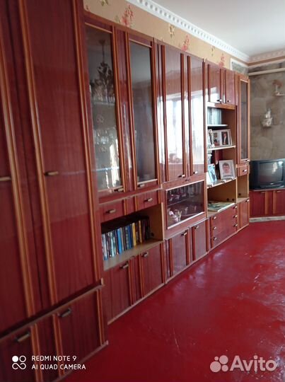 Продам гостинную