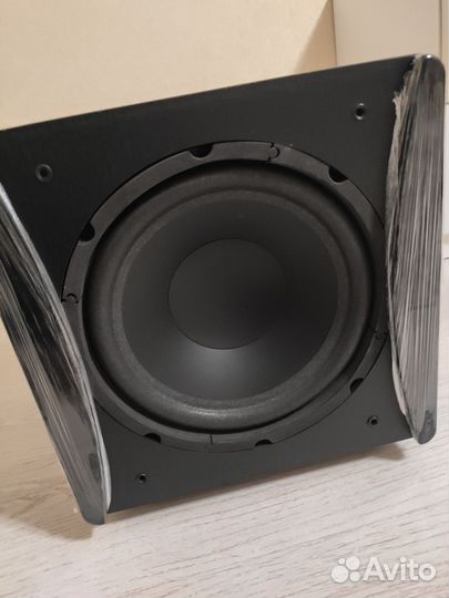 Сабвуфер Velodyne Impact 10