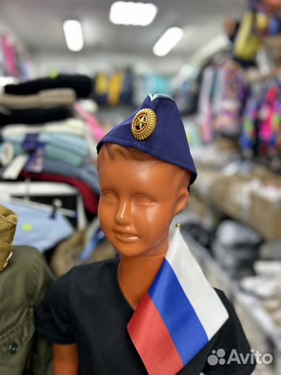 Пилотка. Погоны. Галстук