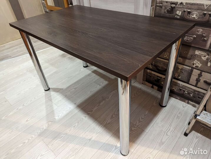 Стол письменный 120x70x70