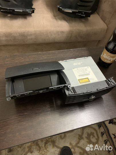 Магнитола mercedes w204