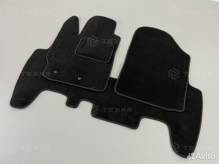 Коврики Toyota Yaris II BC Без вышивки