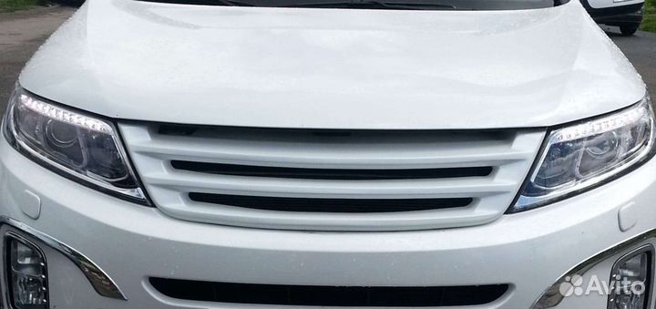 Передняя решётка радиатора