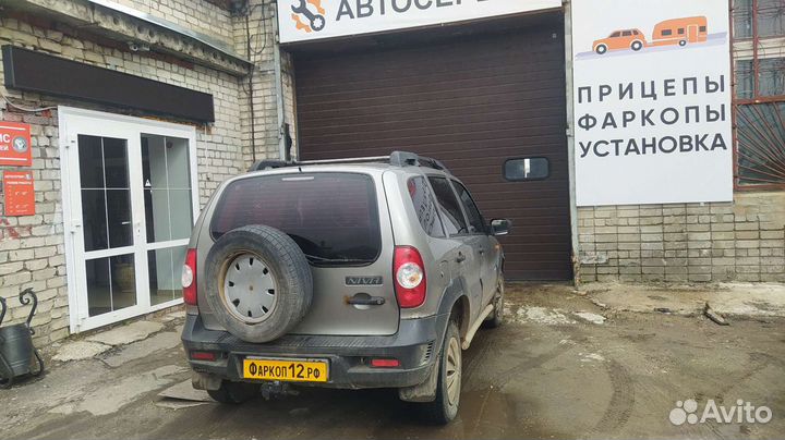 Фаркоп на Ниву 21213 Нива Шевроле Chevrolet Niva