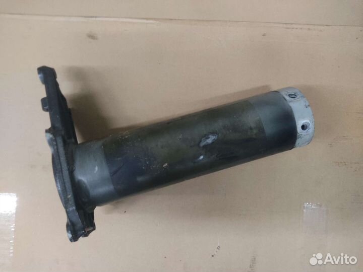 Лонжерон Audi A8 D3