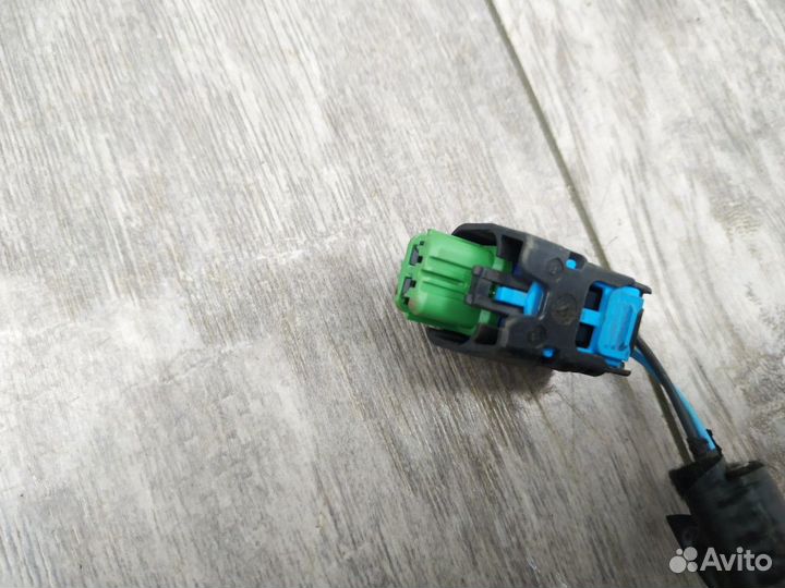 Проводка двери багажника xray Иксрэй