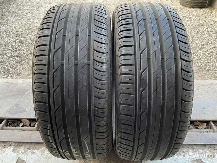 Bridgestone Turanza T001 215/50 R18