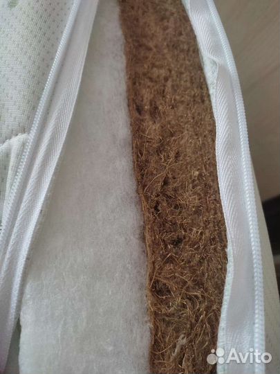 Детская кровать с матрасом