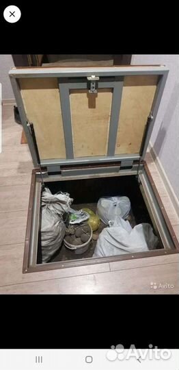 Люк в подвал.напольный люк