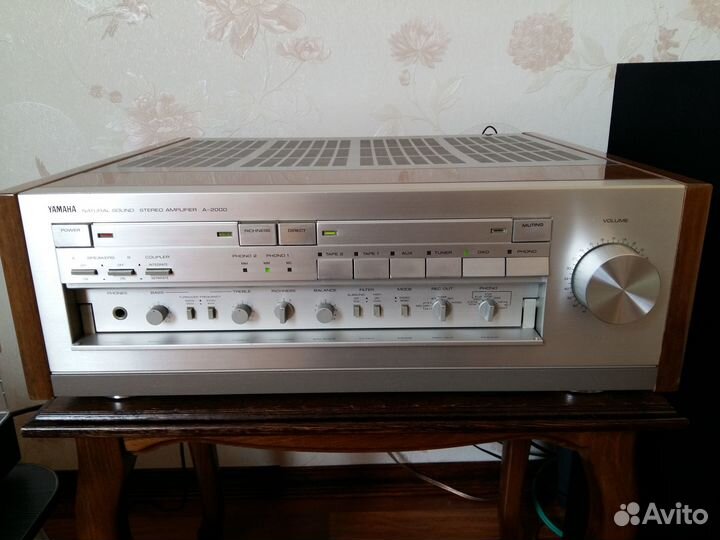 Усилитель Yamaha A 2000