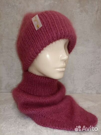 Шапка, снуд (вязаный из пуха норки)