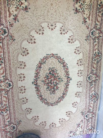 Ковер шерстяной