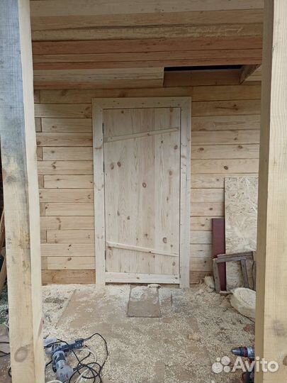 Двери для дома и бани