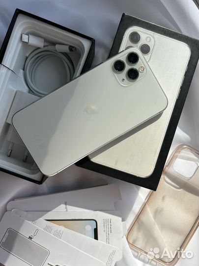 iPhone 11 Pro, 64 ГБ