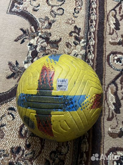 Футбольный мяч nike flight 5