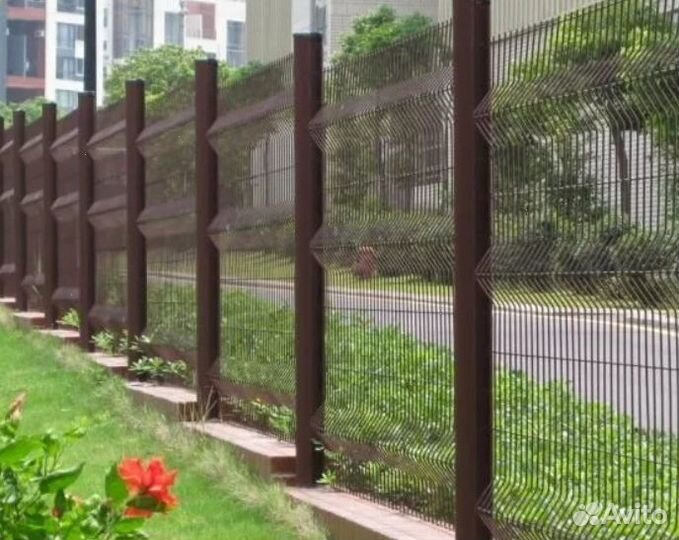Забор из 3D сетки,калитки под ключ