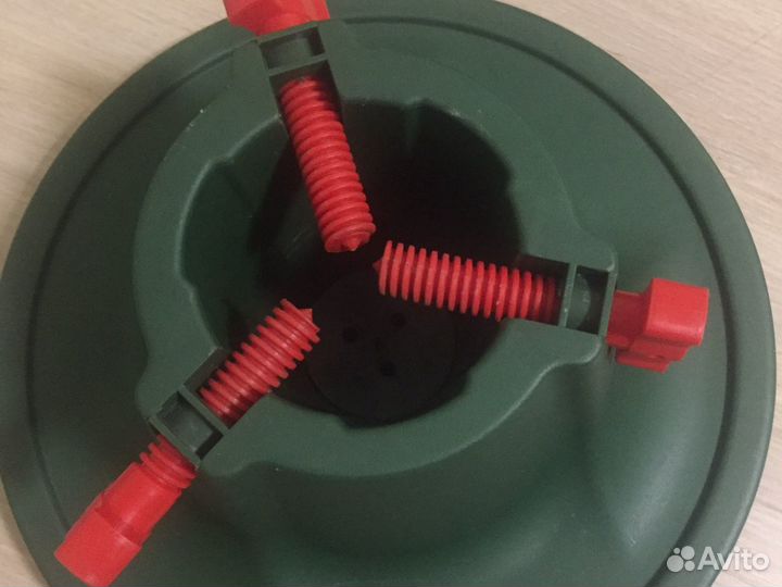 Подставка под елку