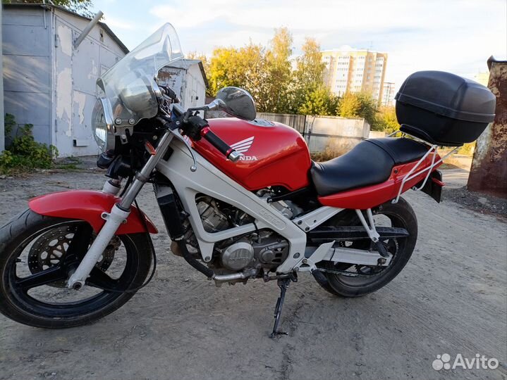 Мотоцикл Honda VT250 Spada