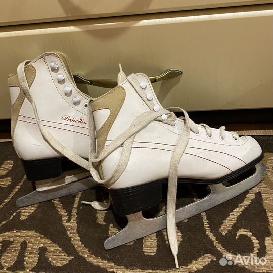 Коньки фигурные princess