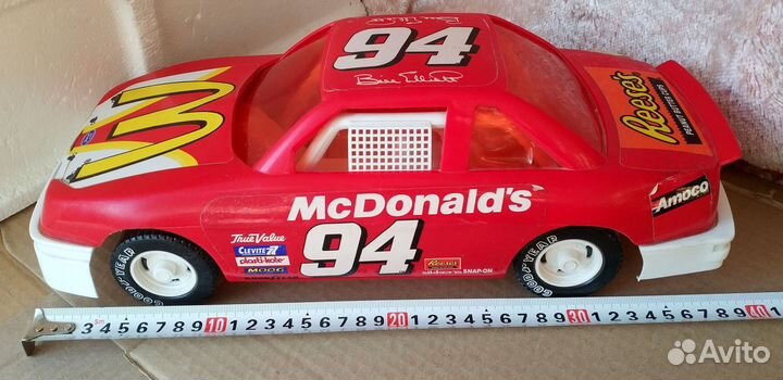 Модель автомобиль 1/8 Ford Thunderbird Elliott USA