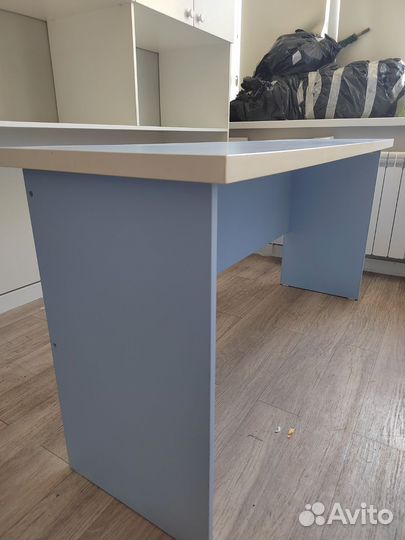 Письменный стол