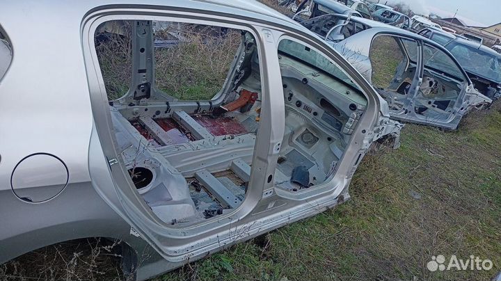 Пежо 308 порог карниз правый