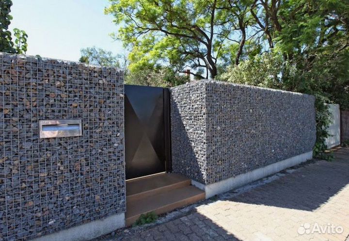 Монтаж забора из габионов