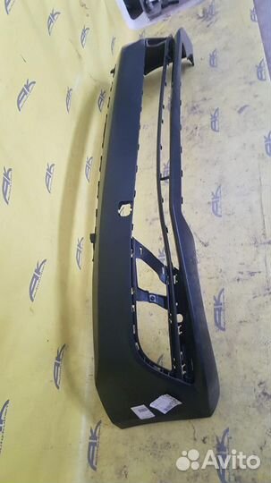 Бампер передний Volkswagen Jetta 2011+ новый