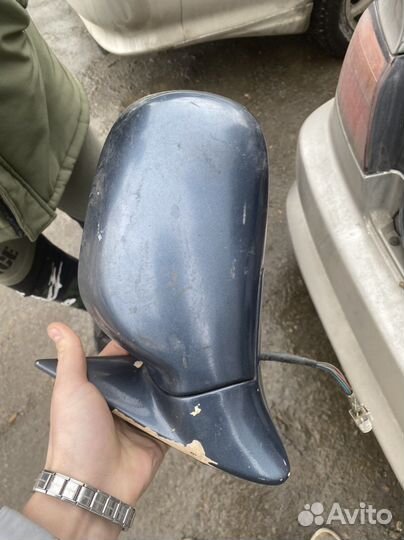 Боковое зеркало на toyota sprinter