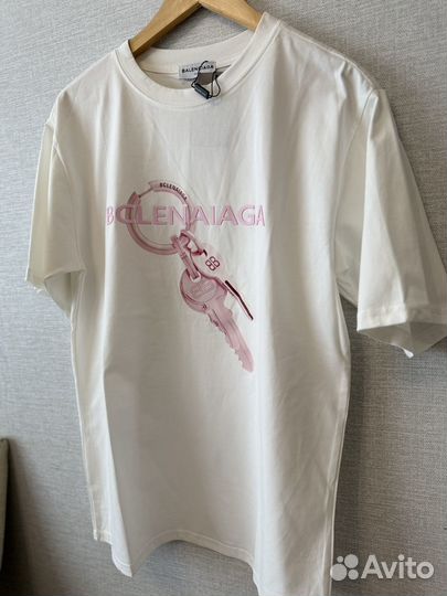 Футболка женская