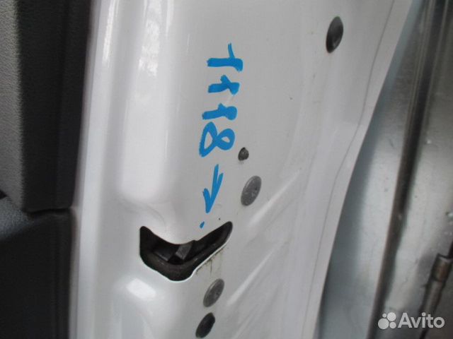 Замок двери передней правой Peugeot 308