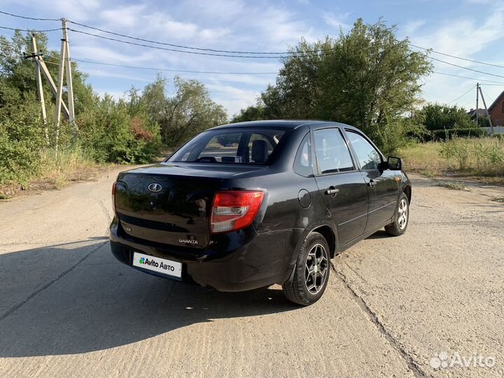 LADA Granta 1.6 МТ, 2012, битый, 275 000 км