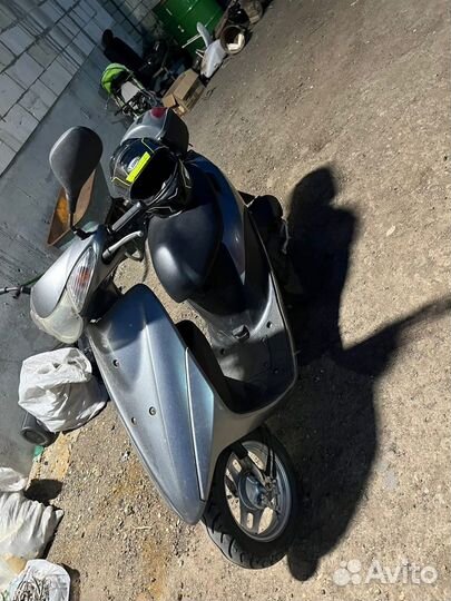 Suzuki address v50