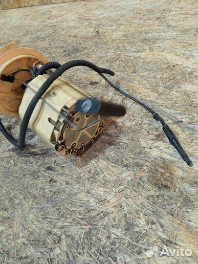 Насос топливный в бак Dodge Journey 2009